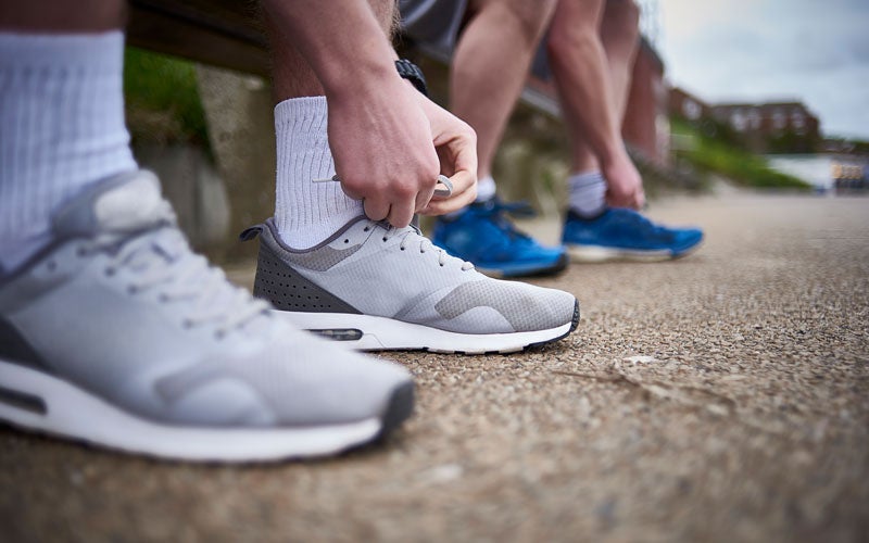 Pourquoi porter des chaussures de running est la tendance du moment