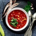 Manger épicé : est-ce bon pour la santé ? Les bienfaits du chili & co !