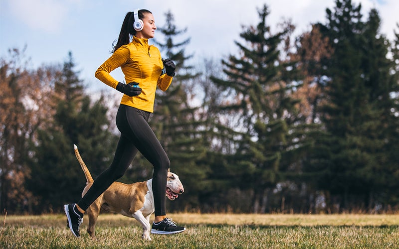 Si quieres correr bien, corre sin auriculares