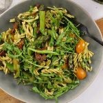 Salade de pâtes aux asperges et au pesto