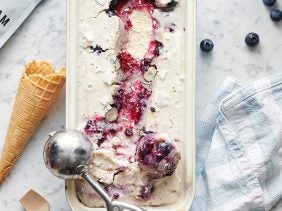 Protein Ice Cream Blaubeer-Kokos