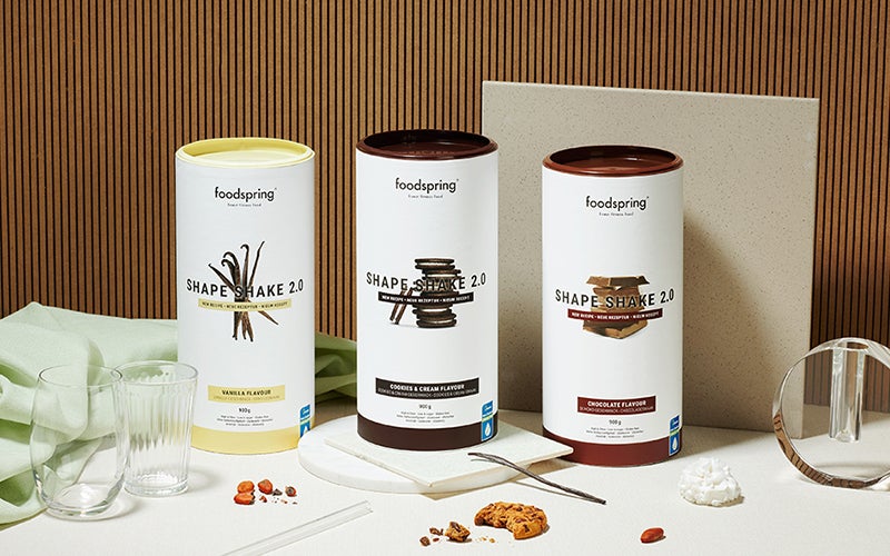 A setup of three flavors of Shape Shake 2.0 by foodspring, which is a good source of inulin.