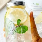 Agua infusionada con limón y vinagre de manzana