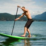 Stand Up Paddling: So effektiv ist der Wassersport SUP wirklich