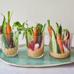 Gemüse Snack mit Erdnussbutter-Dip