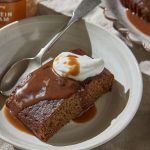 Sticky toffee pudding in versione sana