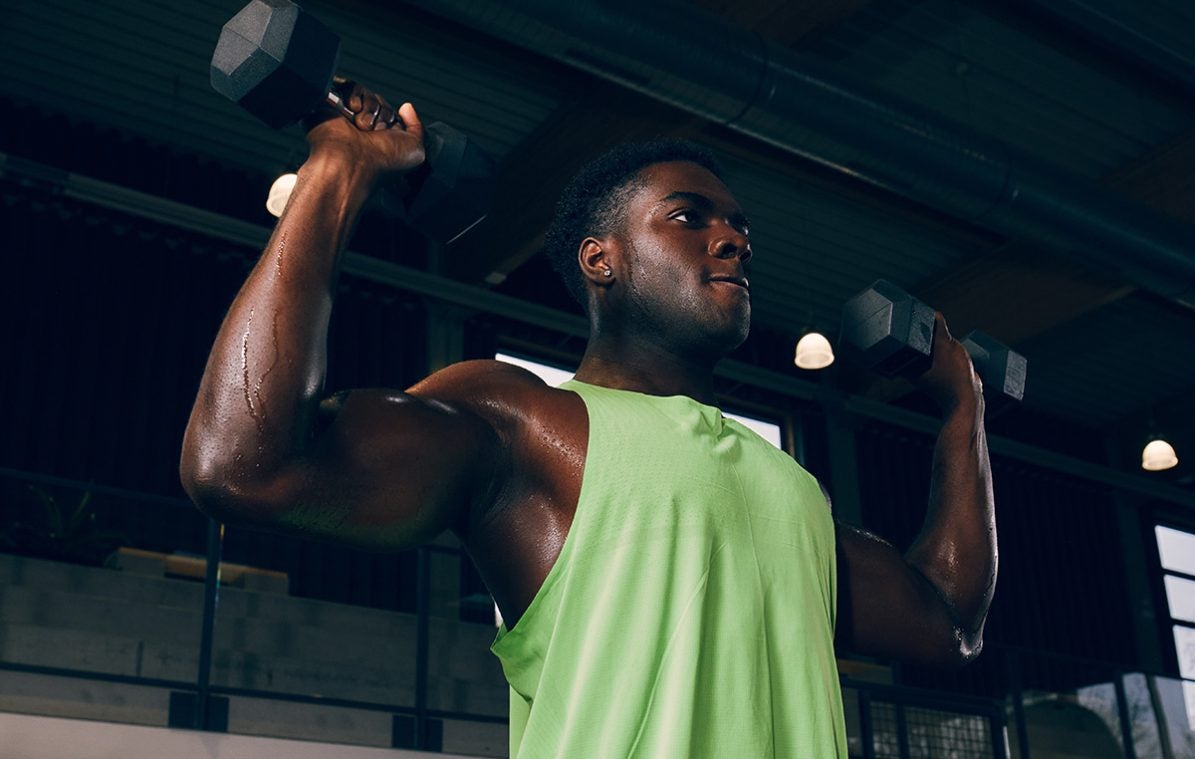 man is doing shoulder press